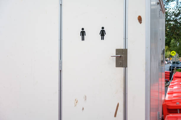 Best Portable restroom trailer rental  in Melbourne, AR